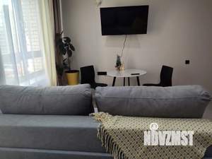 1-к квартира, посуточно, 38м2, 8/19 этаж