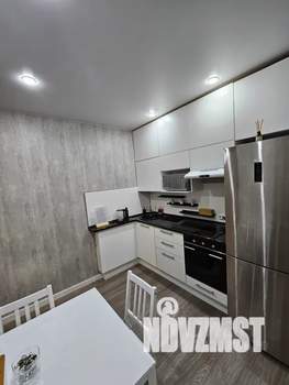 2-к квартира, посуточно, 56м2, 13/16 этаж