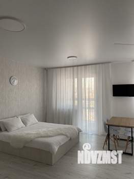 Студия квартира, на длительный срок, 40м2, 16/19 этаж