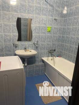 Студия квартира, посуточно, 42м2, 3/9 этаж