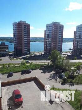 Студия квартира, посуточно, 40м2, 8/10 этаж