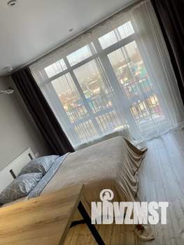 Студия квартира, посуточно, 33м2, 7/18 этаж