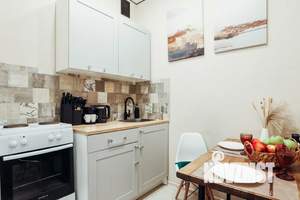 Студия квартира, посуточно, 40м2, 11/17 этаж