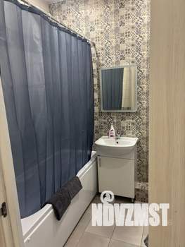 Студия квартира, посуточно, 28м2, 13/16 этаж