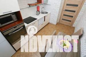 2-к квартира, посуточно, 57м2, 5/18 этаж