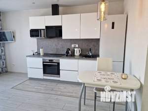 Студия квартира, посуточно, 45м2, 10/10 этаж