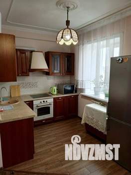 2-к квартира, посуточно, 45м2, 1/1 этаж