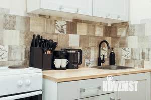 Студия квартира, посуточно, 40м2, 11/17 этаж