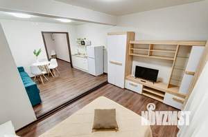 1-к квартира, посуточно, 42м2, 8/18 этаж