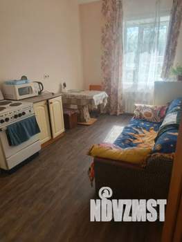 1-к квартира, посуточно, 40м2, 1/9 этаж