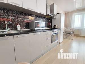 3-к квартира, посуточно, 85м2, 12/17 этаж