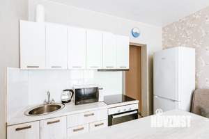 Студия квартира, посуточно, 32м2, 3/17 этаж