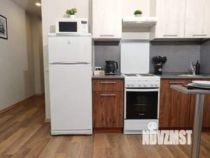 1-к квартира, посуточно, 42м2, 9/9 этаж