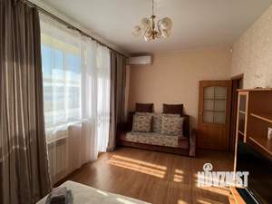 1-к квартира, посуточно, 35м2, 1/1 этаж