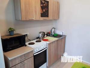 1-к квартира, посуточно, 35м2, 6/9 этаж