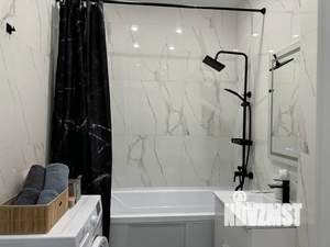 2-к квартира, посуточно, 42м2, 6/9 этаж