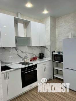 1-к квартира, посуточно, 43м2, 1/1 этаж