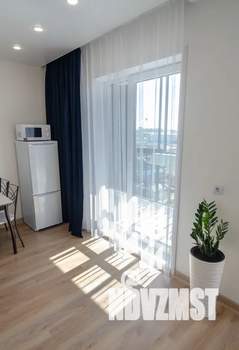 Студия квартира, посуточно, 37м2, 13/15 этаж