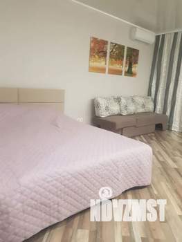 Студия квартира, посуточно, 45м2, 2/17 этаж