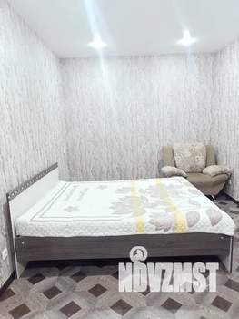 1-к квартира, посуточно, 44м2, 11/16 этаж