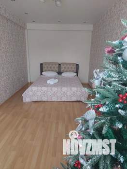 2-к квартира, посуточно, 40м2, 6/9 этаж