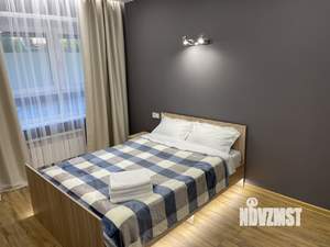 Студия квартира, посуточно, 22м2, 1/10 этаж