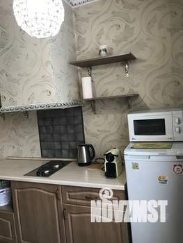 1-к квартира, посуточно, 32м2, 2/4 этаж