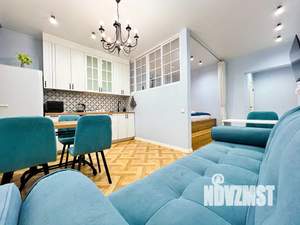 Студия квартира, посуточно, 40м2, 7/15 этаж