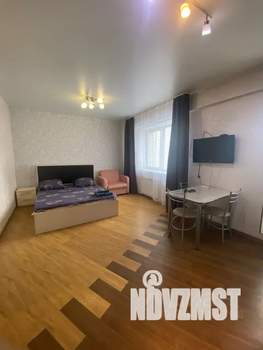 Студия квартира, посуточно, 35м2, 8/8 этаж