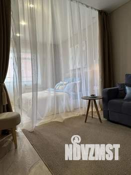 1-к квартира, посуточно, 39м2, 6/18 этаж