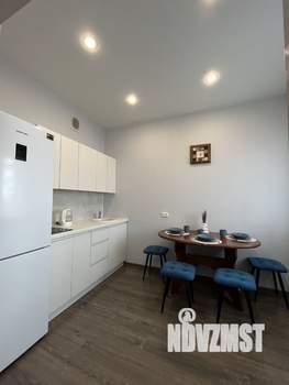 1-к квартира, посуточно, 43м2, 10/18 этаж
