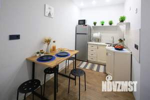 1-к квартира, посуточно, 40м2, 4/18 этаж