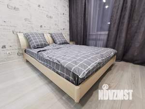 Студия квартира, посуточно, 35м2, 10/12 этаж