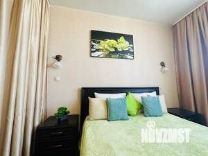 1-к квартира, посуточно, 35м2, 12/17 этаж
