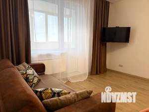 1-к квартира, посуточно, 38м2, 1/1 этаж