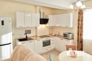 2-к квартира, посуточно, 63м2, 4/10 этаж