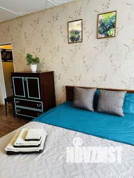 1-к квартира, посуточно, 34м2, 1/1 этаж