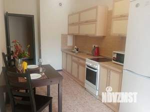 1-к квартира, посуточно, 45м2, 1/1 этаж