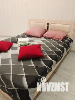 1-к квартира, посуточно, 35м2, 4/16 этаж