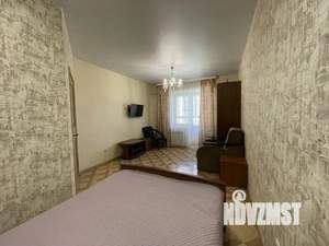 1-к квартира, посуточно, 50м2, 1/1 этаж