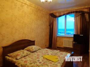 1-к квартира, посуточно, 43м2, 8/9 этаж