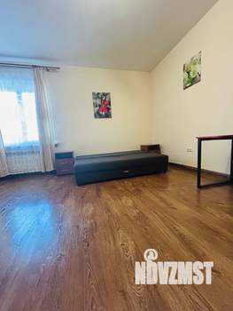 Студия квартира, на длительный срок, 40м2, 2/3 этаж