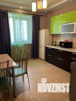 1-к квартира, посуточно, 46м2, 4/9 этаж