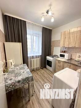 1-к квартира, посуточно, 37м2, 3/4 этаж