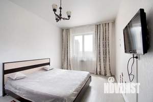 1-к квартира, посуточно, 38м2, 4/16 этаж