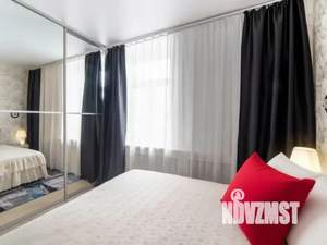 2-к квартира, посуточно, 52м2, 3/3 этаж