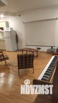 1-к квартира, посуточно, 62м2, 3/9 этаж