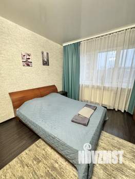 1-к квартира, посуточно, 50м2, 4/10 этаж