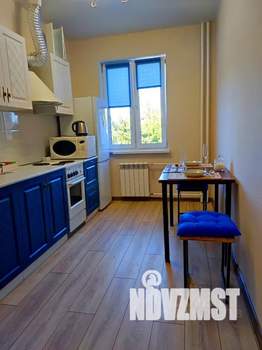 1-к квартира, посуточно, 44м2, 4/17 этаж