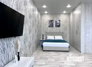 Студия квартира, посуточно, 40м2, 11/18 этаж